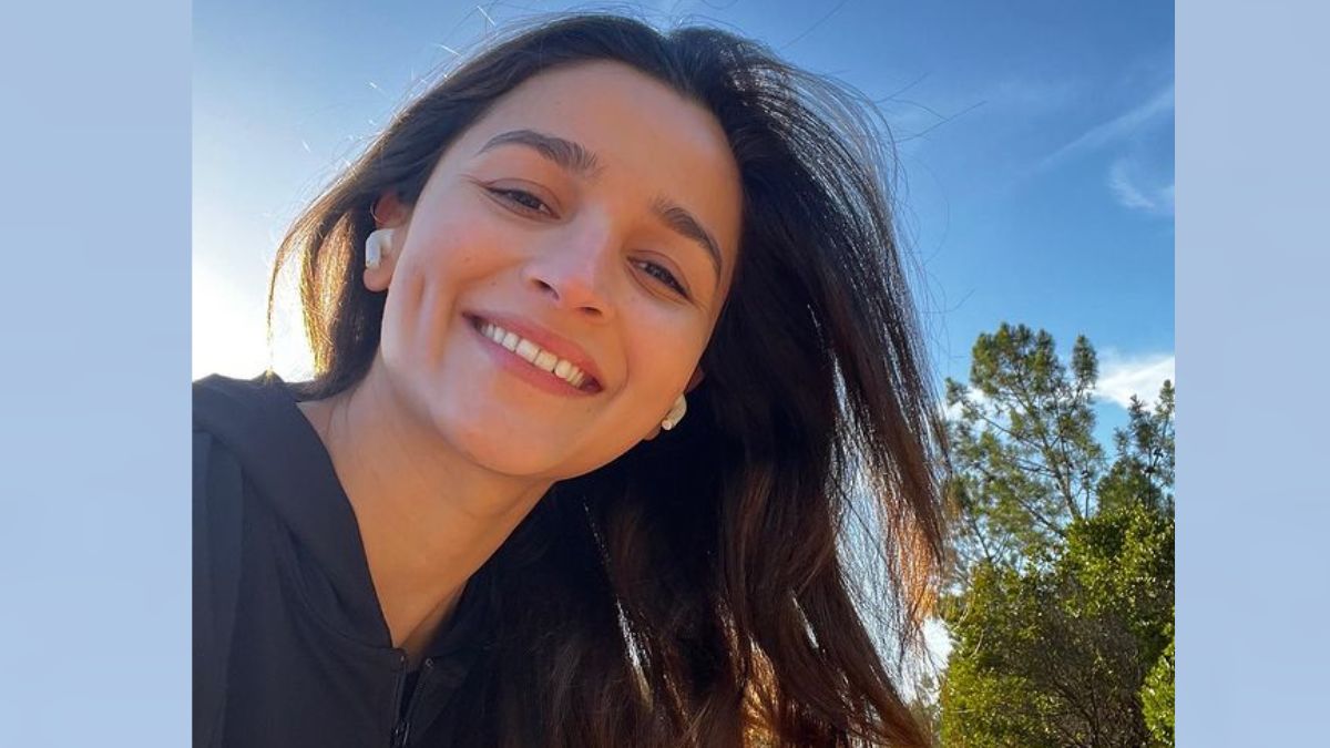 Mom-to-be Alia Bhatt Is Enjoying ‘Me Time' In Portugal And Her Million Dollar Smile Is The Proof